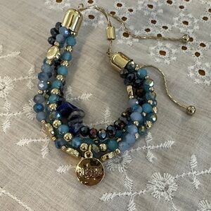 Adjustable blue bracelet